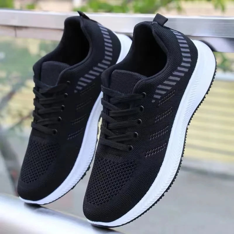 2025 Men's shoes, casual shoes, fashionable sports shoes, breathable running shoes, outdoor walking training tennis shoes ﻿