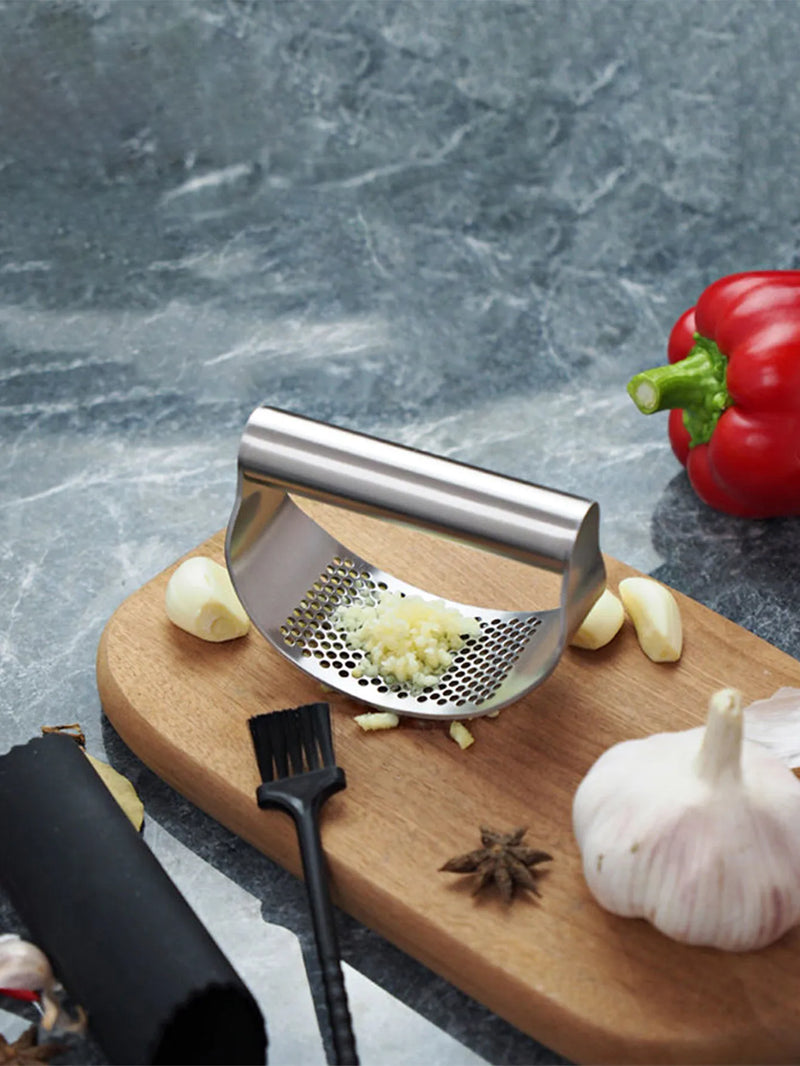 WORTHBUY New Upgraded Stainless Steel Garlic Press Manual Garlic Chopped Ginger Garlic Cutting Mince Tools Kitchen Accessories