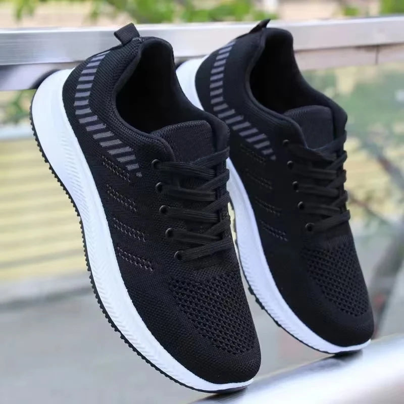 2025 Men's shoes, casual shoes, fashionable sports shoes, breathable running shoes, outdoor walking training tennis shoes ﻿