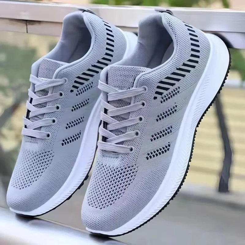2025 Men's shoes, casual shoes, fashionable sports shoes, breathable running shoes, outdoor walking training tennis shoes ﻿